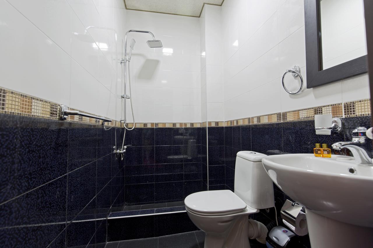 Orange Hotel Gonio Ngoại thất bức ảnh