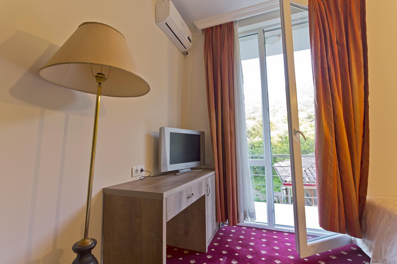 Orange Hotel Gonio Ngoại thất bức ảnh