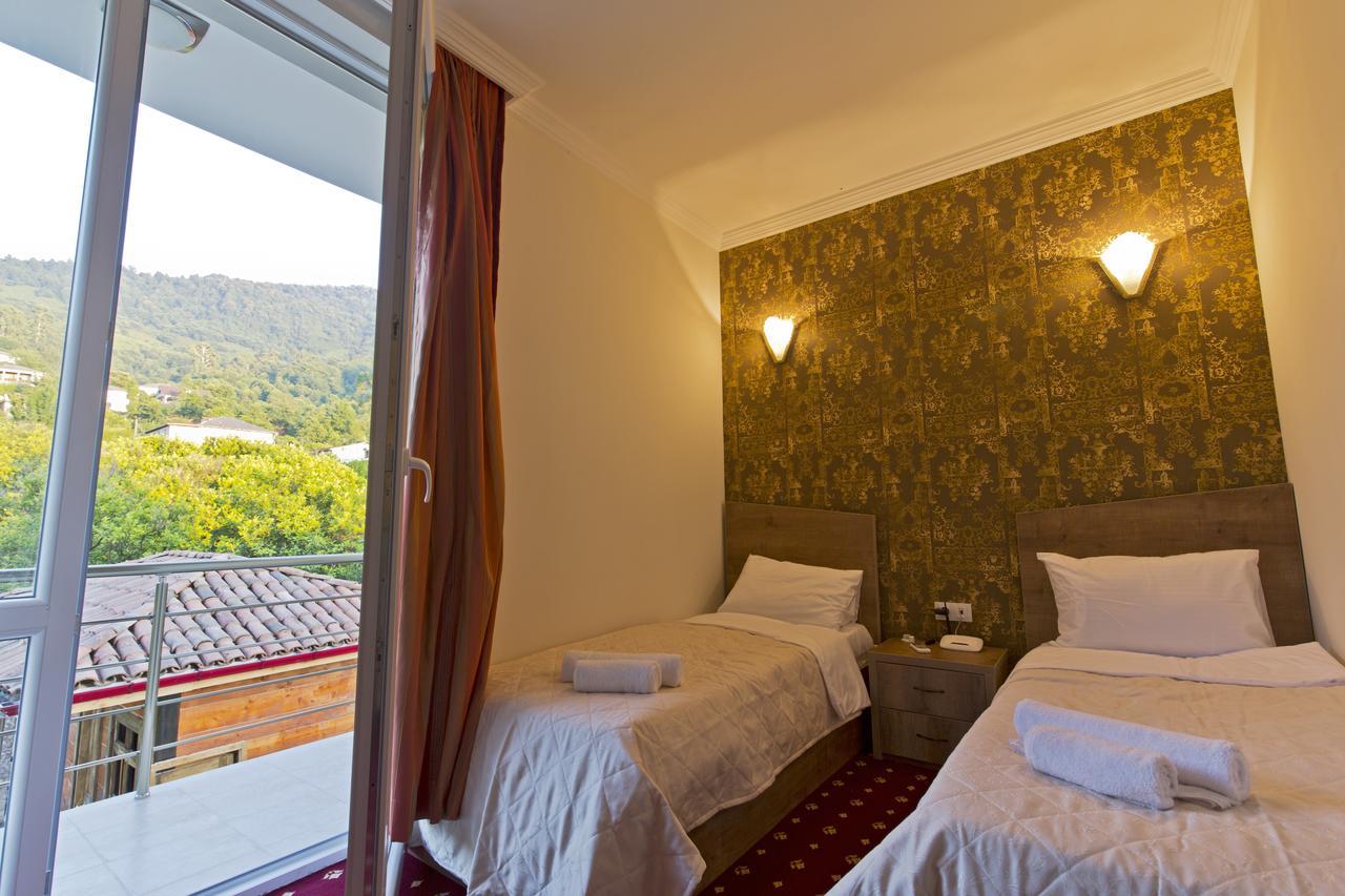 Orange Hotel Gonio Ngoại thất bức ảnh
