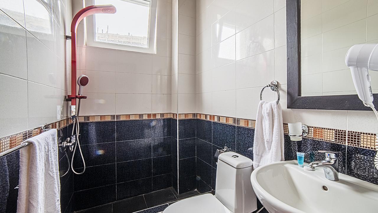 Orange Hotel Gonio Ngoại thất bức ảnh